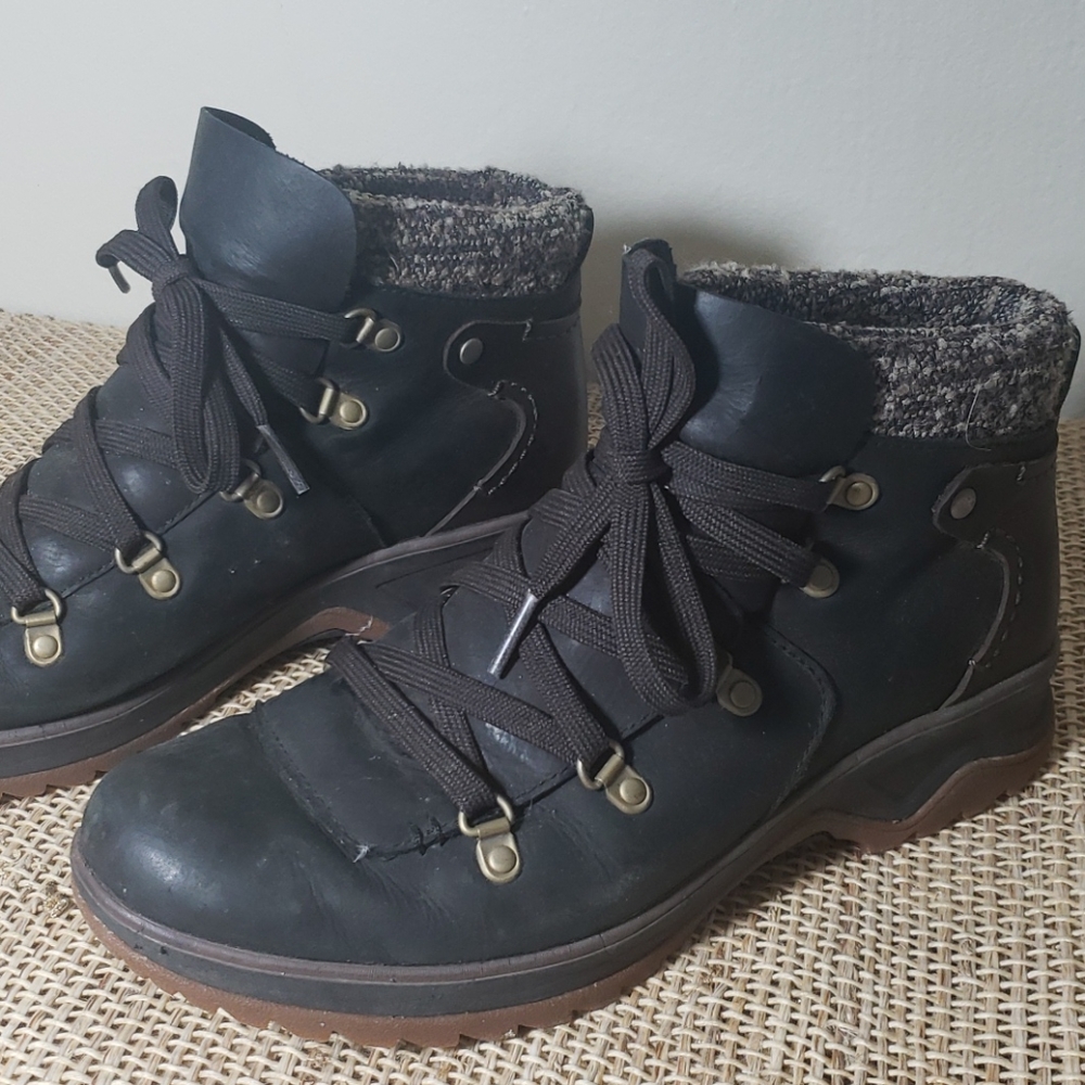 Merrell hiking boots